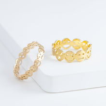 Load image into Gallery viewer, Smiley eternity ring
