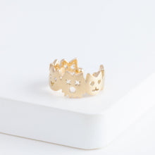 Load image into Gallery viewer, Cat iconic ear cuff
