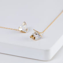 Load image into Gallery viewer, Reflection quartz threader earrings
