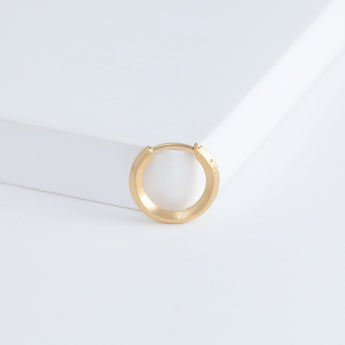 Shape small round earring