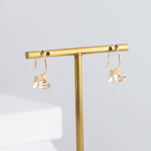 Load image into Gallery viewer, Reflection quartz hook earrings
