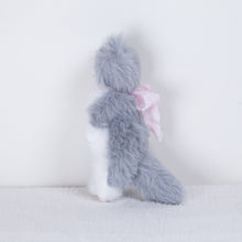 Load image into Gallery viewer, Sate - Small chilling cat doll
