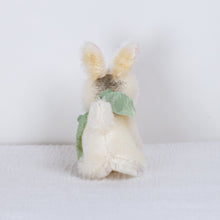 Load image into Gallery viewer, Sate - Small bunny doll B
