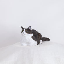 Load image into Gallery viewer, Ryoji Bannai - #15 Black and white sitting cat
