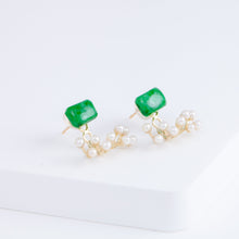Load image into Gallery viewer, Fairy maw sit sit and pearl earrings [Limited Edition]
