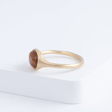 Load image into Gallery viewer, Maxi Yui brown tourmaline ring
