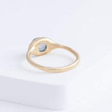 Load image into Gallery viewer, Maxi OOAK Yui aquamarine ring
