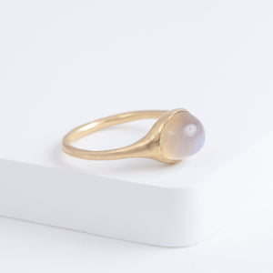 Maxi Yui moonstone ring