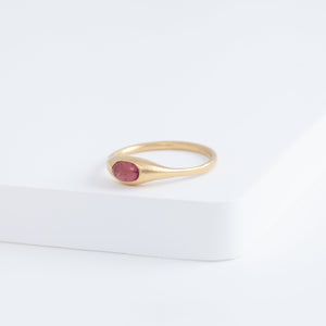 Yui pink tourmaline ring