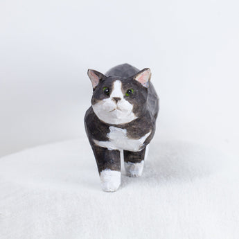 Ryoji Bannai - #2503 Black and white walking cat