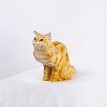 Load image into Gallery viewer, Ryoji Bannai - #2517 Orange American Shorthair sitting cat
