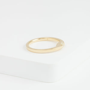 Unite yellow gold ring with old mine cut diamond