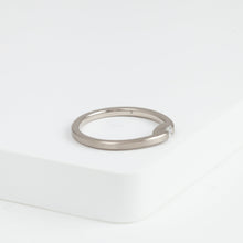 Load image into Gallery viewer, Unite white gold ring with radiant cut diamond
