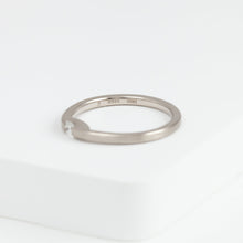 Load image into Gallery viewer, Unite white gold ring with radiant cut diamond
