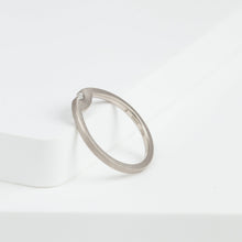 Load image into Gallery viewer, Unite white gold ring with radiant cut diamond
