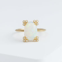 Load image into Gallery viewer, Spread Australian opal ring
