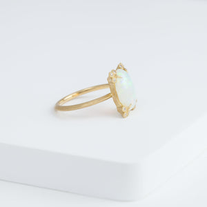 Spread Australian opal ring