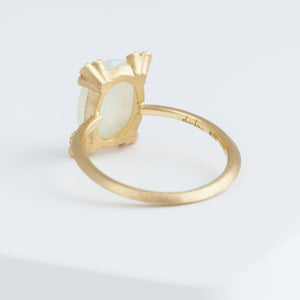 Spread Australian opal ring