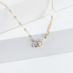 Mixed metal chain necklace with monotone gemstones