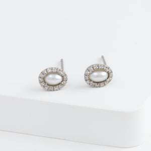 Tulle south sea pearl diamond studs