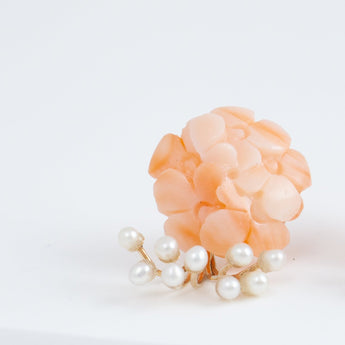 Fairy big momoiro coral and pearl earrings [limited edition]