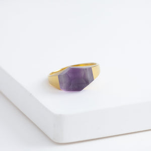 Mini rock crystal bi-color amethyst ring