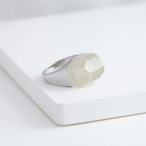 Rock silver rutilated quartz ring