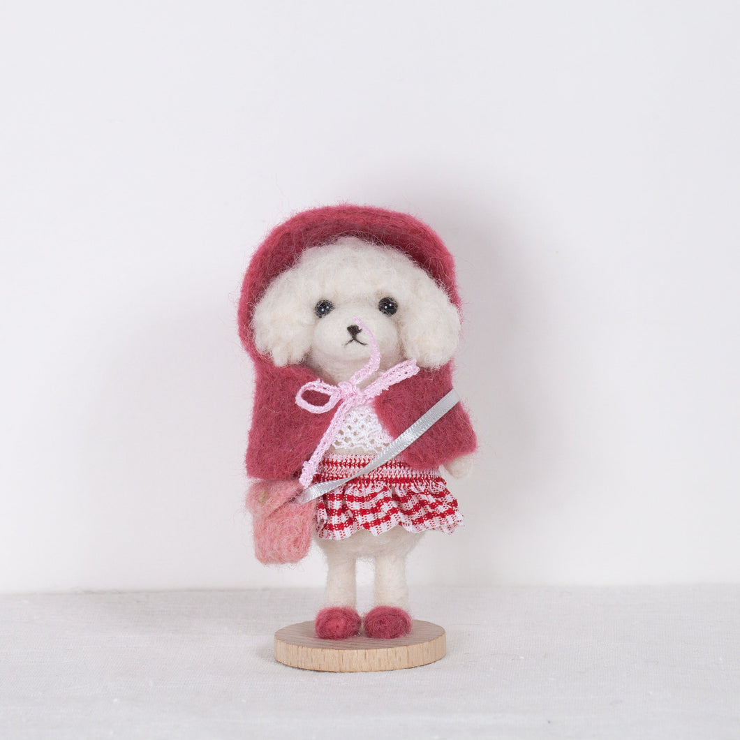 Fluffy - medium red poncho Poodle doll [Kolekto Special]