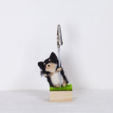 Load image into Gallery viewer, Fluffy - Chihuahua memo stand
