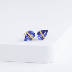 Band pear tanzanite studs