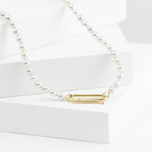 Load image into Gallery viewer, Akoya pearl necklace with clip clasp
