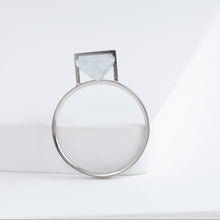 Load image into Gallery viewer, Band one-of-a-kind platinum iridescent aquamarine ring
