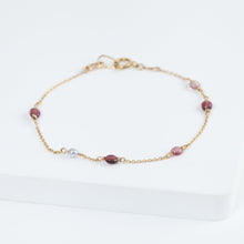 Load image into Gallery viewer, Petit Confetti bracelet
