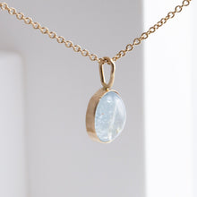 Load image into Gallery viewer, Gallery oval aquamarine necklace
