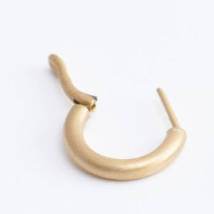 Matte hoop earrings