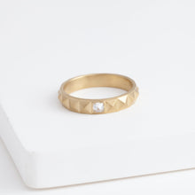 Load image into Gallery viewer, Studs yellow gold ring with diamond
