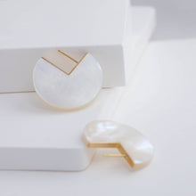 Load image into Gallery viewer, Slice mother of pearl earrings - medium
