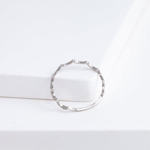 Repeat wave ring - white gold