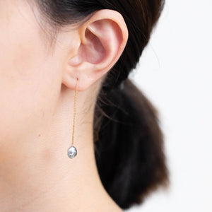 Kidney black pearl drop earrings