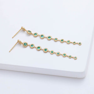 Puff medium gradation emerald drop earring