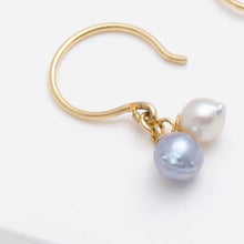 Load image into Gallery viewer, Baby Akoya pearl double pearl hook earrings
