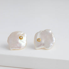 Load image into Gallery viewer, Medium petal studs with diamonds
