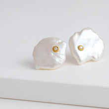 Load image into Gallery viewer, Medium petal studs with diamonds

