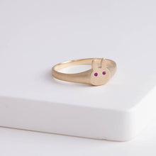 Load image into Gallery viewer, Ruby bunny signet ring
