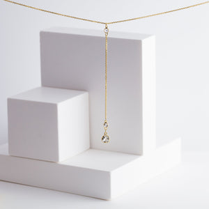 Gemstone quartz center chain necklace - Kolekto 