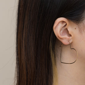 Symbol heart hoop earrings - Kolekto 
