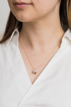 Load image into Gallery viewer, Divide slide face +2mm necklace - Kolekto 
