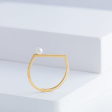 Load image into Gallery viewer, Sealing on pearl ring (Small) - Kolekto 
